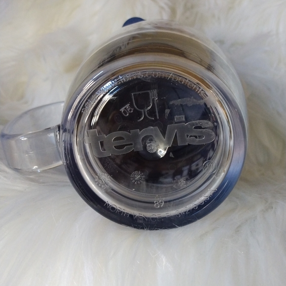 Tervis Toronto Maple Leafs Mug with Handle - Picture 6 of 9